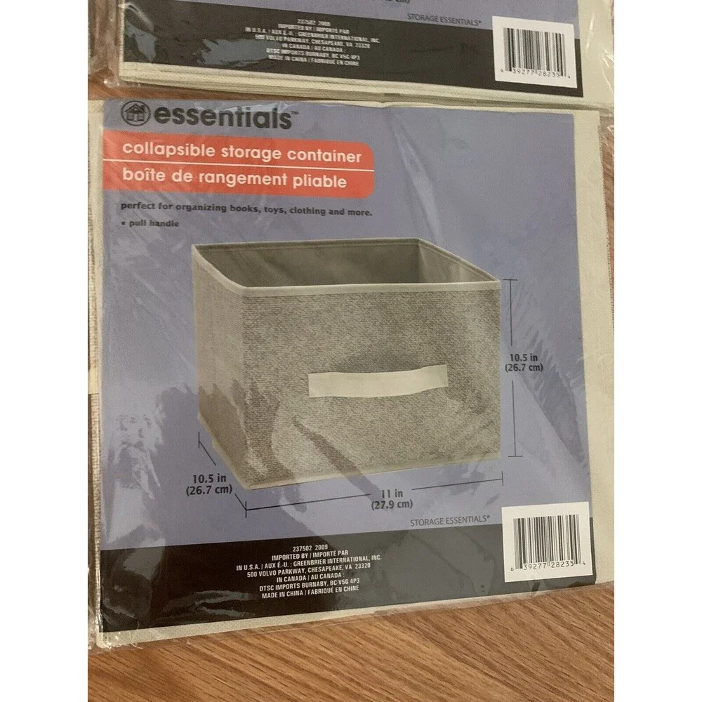 Lot x4  Storage Containers 10.5